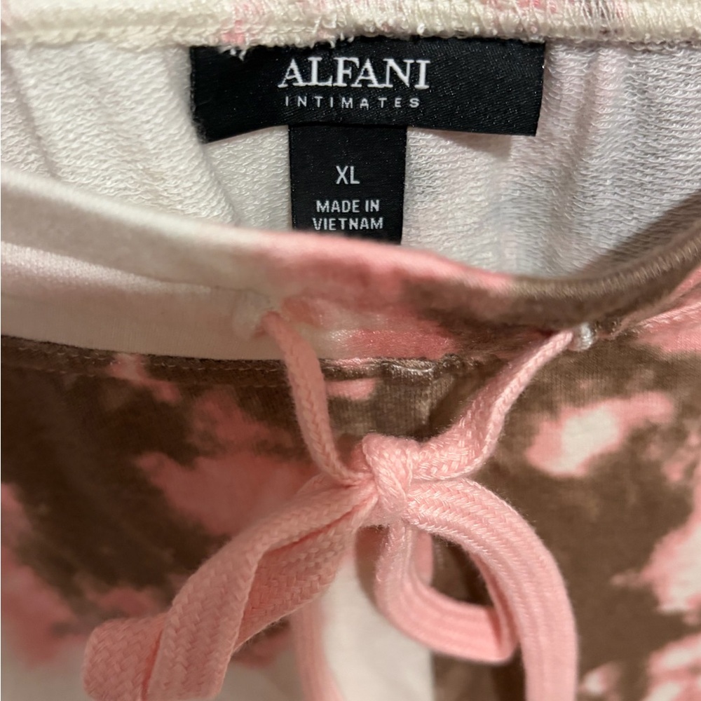 NWT Soft Stretch Tie-Dye Lounge Joggers - Picture 3 of 5